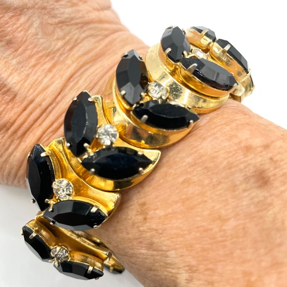 Hong Kong Vintage Gold Tone Black Clear Rhinestone Expansion Bracelet - Picture 1 of 12